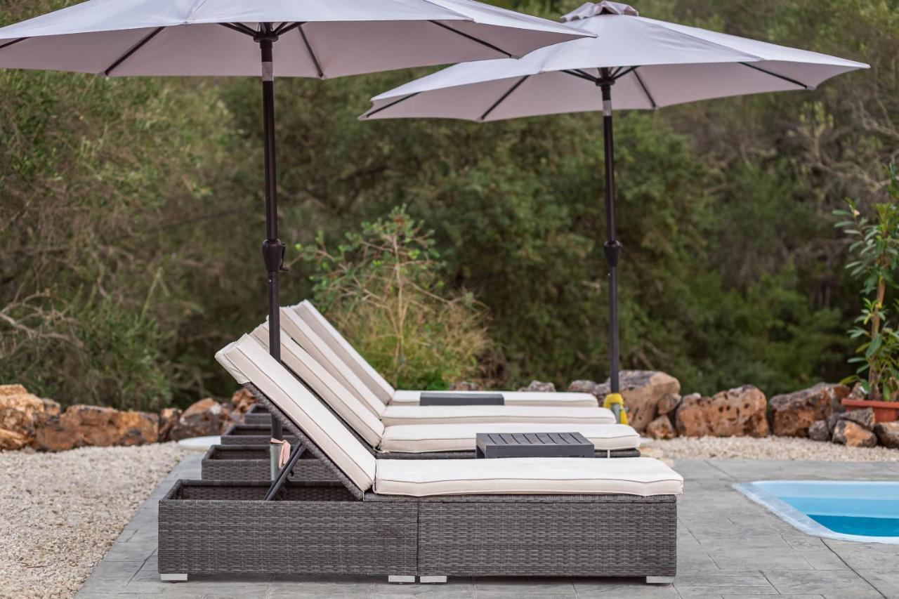 Nightingale & Corfu Villa *