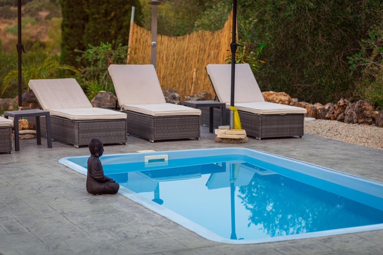 Nightingale & Corfu Villa *